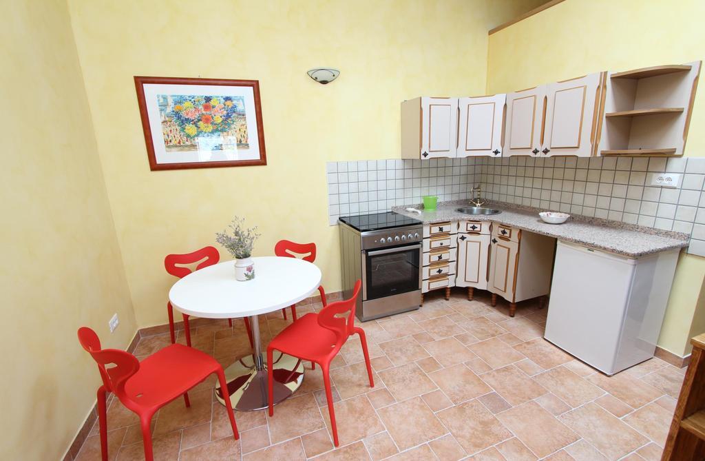 Apartments Casa Menis โรวีน ห้อง รูปภาพ